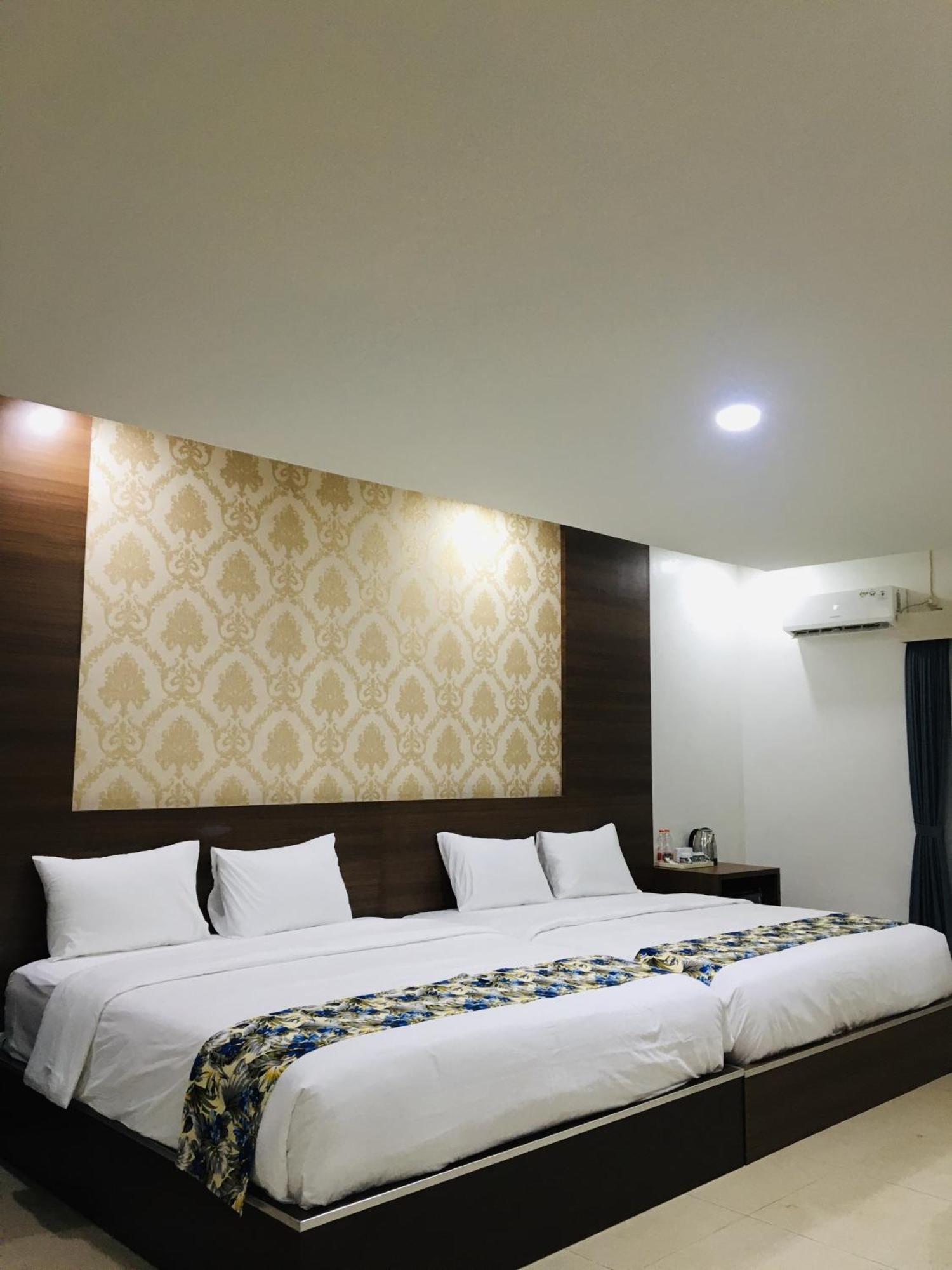 Hotel Crown Syariah